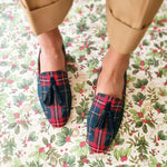 Tijdloze dames mocassins met fijne franjes over de wreef en een comfortabele platte zool