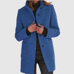 Stijlvolle bouclé jas met capuchon en klassiek silhouet in zachte wollige stof voor dames