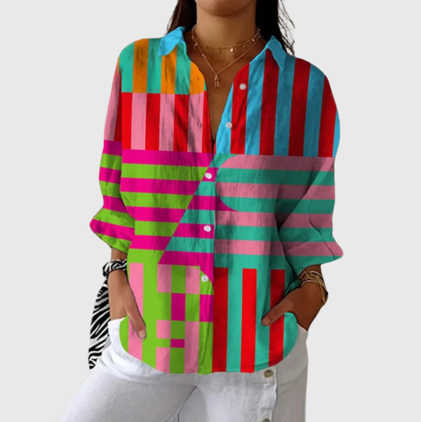 Ruimvallende damesblouse met vrolijke print, wijde snit en verstelbare lange mouwen