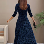 Elegante maxi jurk met verfijnd patroon, vierkante halslijn en driekwart mouwen