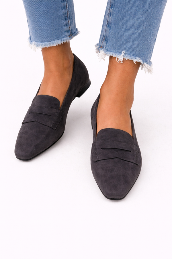 Chique dames mocassins in een elegante effen uitvoering met fijne handgemaakte details