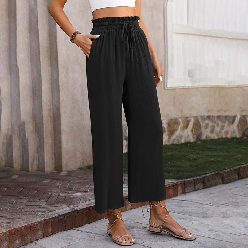 Luchtige loungebroek met wijde pijpen, koord in de taille en cropped lengte in een lichte tint