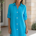 Fuchsia shirtjurk voor dames met kraag, knoopsluiting en opgerolde mouwen