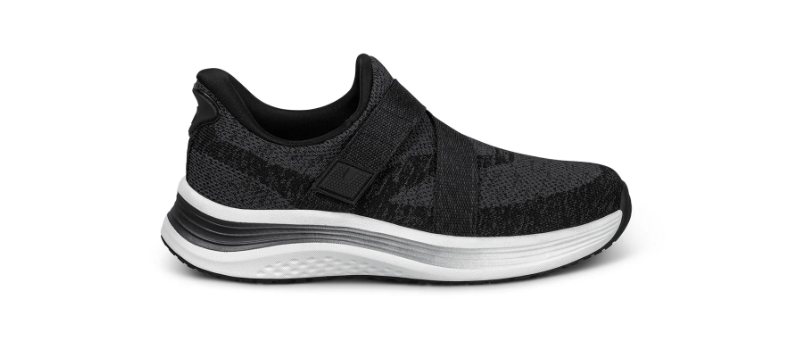 Seline lichte actieve slip-ons