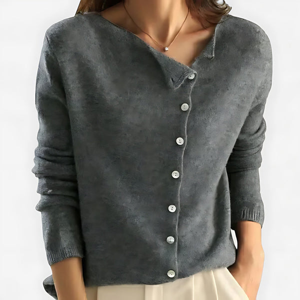 Gebreid dames vest met kraag en knoopsluiting voor in zacht breisel, ruime snit
